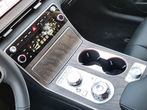 New 2026 Genesis GV80 2.5T Prestige image 14