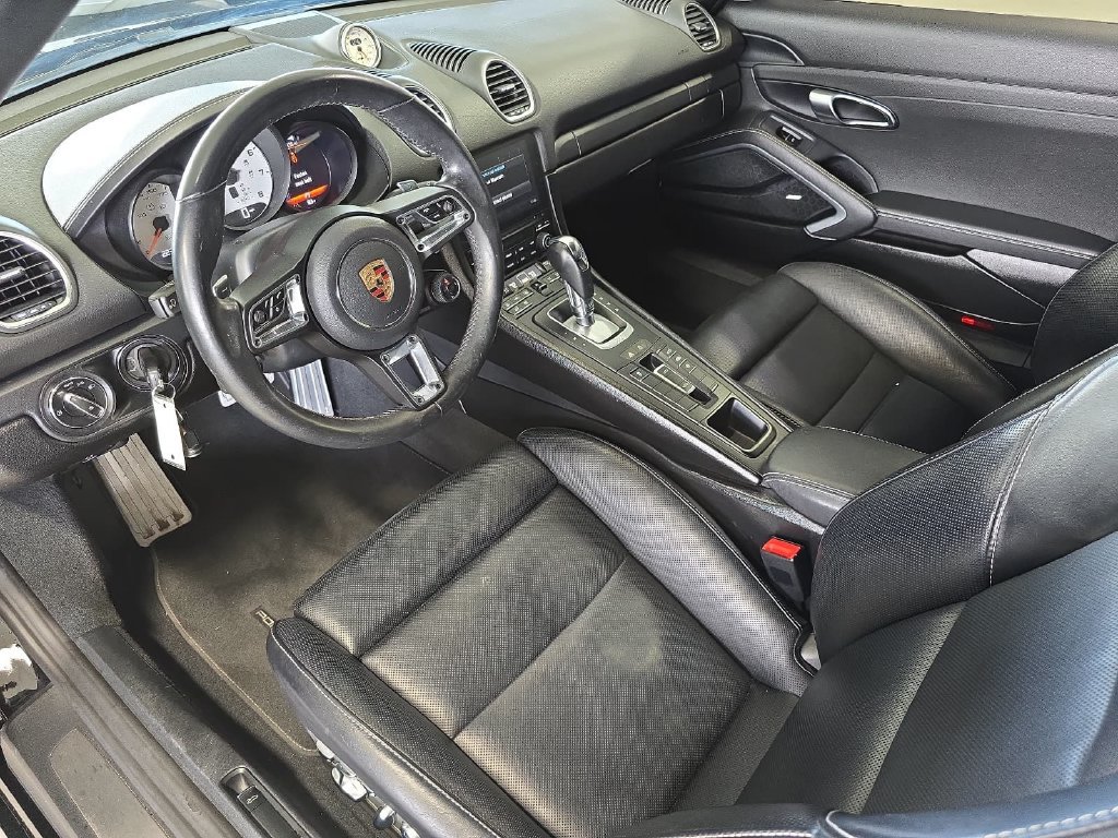 Certified 2024 Porsche 718 Boxster RWD image 4