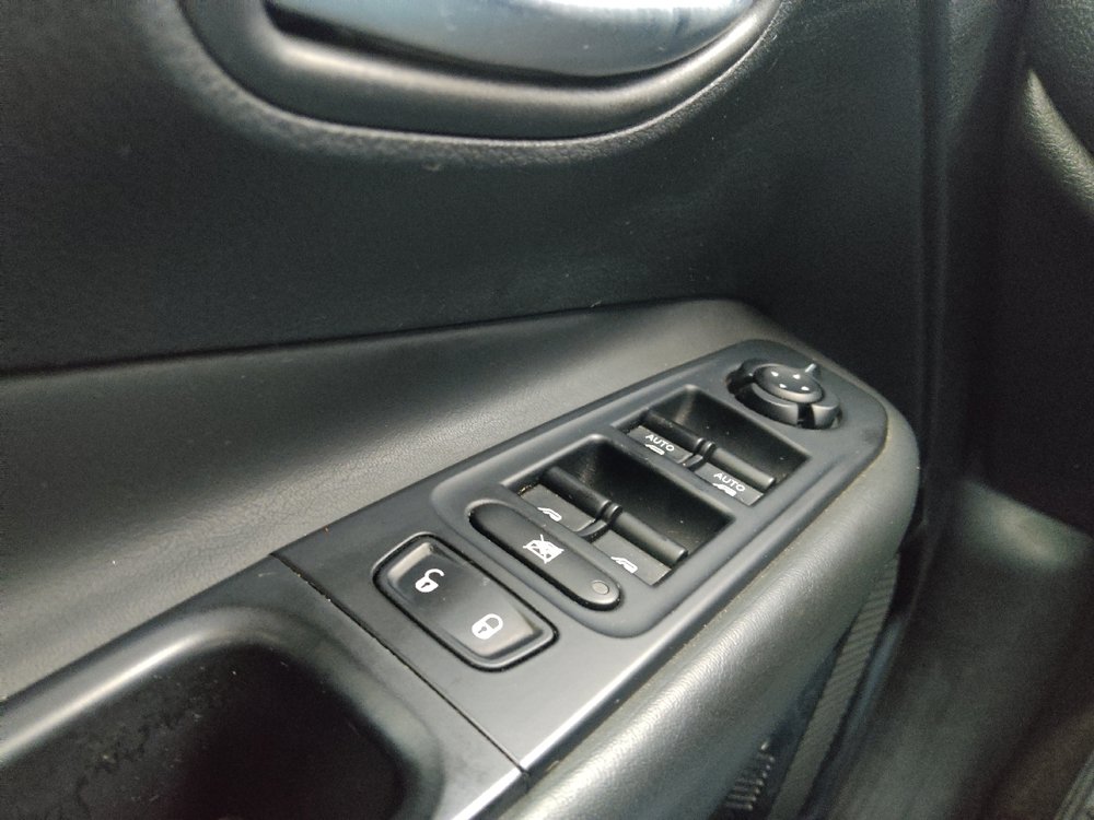 Used 2018 Jeep Renegade Altitude AWD/4WD image 27