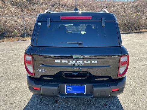 New 2026 Ford Bronco Sport Outer Banks w/ Outer Banks Tech Package+ AWD/4WD image 36