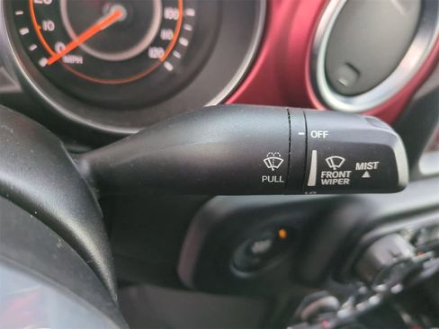 Certified 2023 Jeep Gladiator Rubicon w/ Cold Weather Group image 25