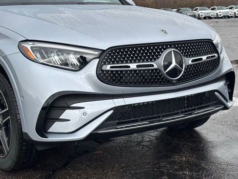 New 2026 Mercedes-Benz GLC 300 4MATIC image 2