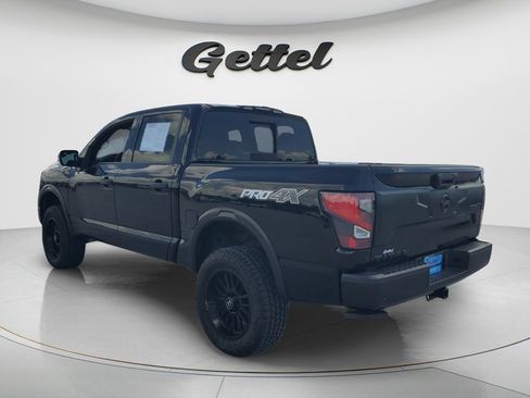 Used 2021 Nissan Titan PRO-4X w/ Pro-4x Convenience Package AWD/4WD image 7