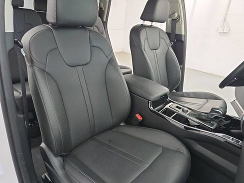 Used 2023 Kia Sorento SX FWD image 10
