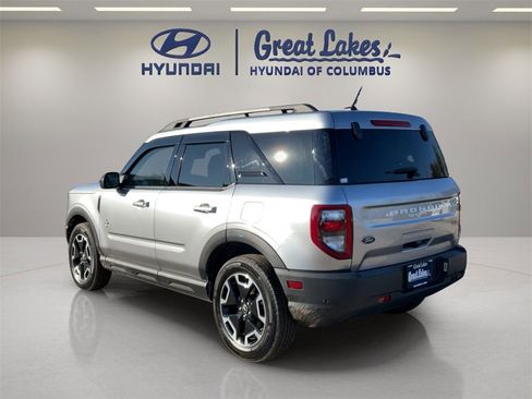 Used 2023 Ford Bronco Sport Outer Banks w/ Tech Package image 3