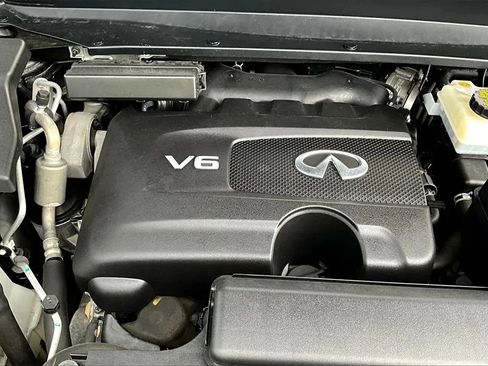 Used 2019 INFINITI QX60 Luxe w/ Essential Package image 32