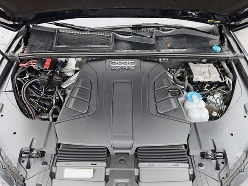 Used 2017 Audi Q7 3.0T Premium Plus image 45