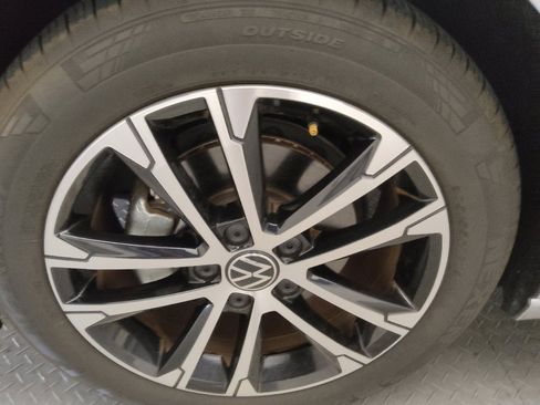 Used 2024 Volkswagen Jetta Sport FWD image 31