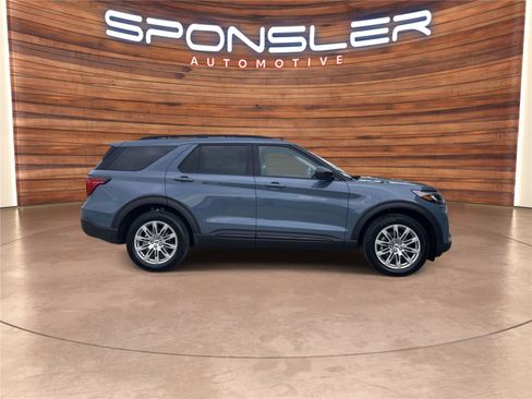 New 2026 Ford Explorer Active w/ Active Comfort Package AWD/4WD image 7