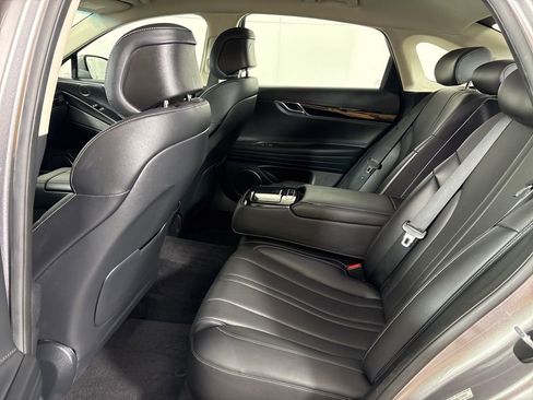 Used 2023 Genesis G80 2.5T image 39