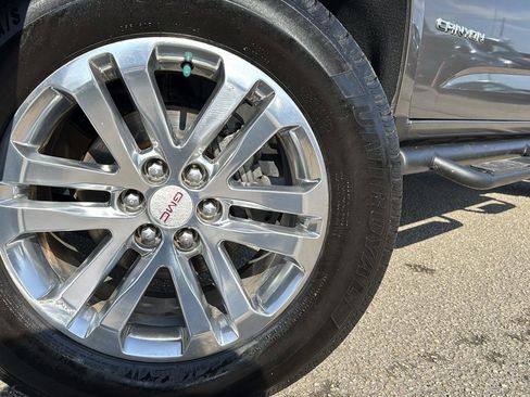 Used 2015 GMC Canyon SLT image 5