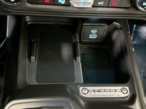 Used 2025 Ford Bronco Big Bend image 26