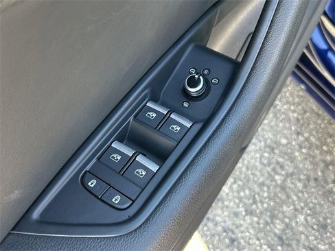 Used 2020 Audi A4 2.0T Premium w/ Convenience Package image 22