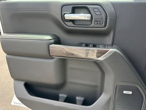Used 2020 Chevrolet Silverado 1500 LTZ w/ LTZ Texas Edition RWD image 30