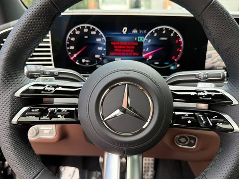 New 2026 Mercedes-Benz GLS 450 4MATIC image 23
