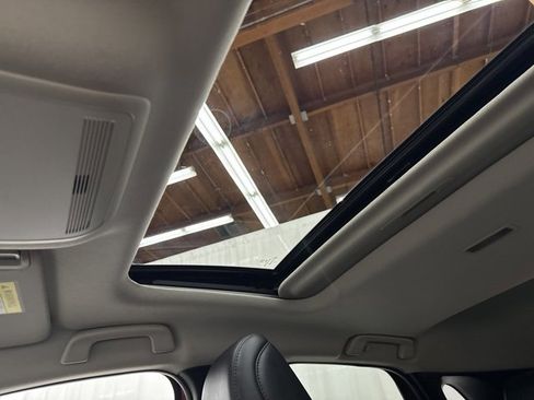 Used 2022 MAZDA CX-30 AWD 2.5 S w/ Premium Package image 20