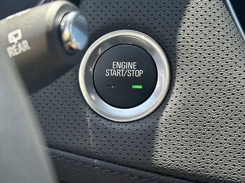Certified 2024 Cadillac XT5 Premium Luxury w/ Technology Package FWD image 22