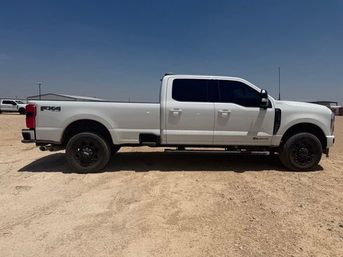 Used 2025 Ford F250 XLT w/ Black Appearance Package AWD/4WD image 22