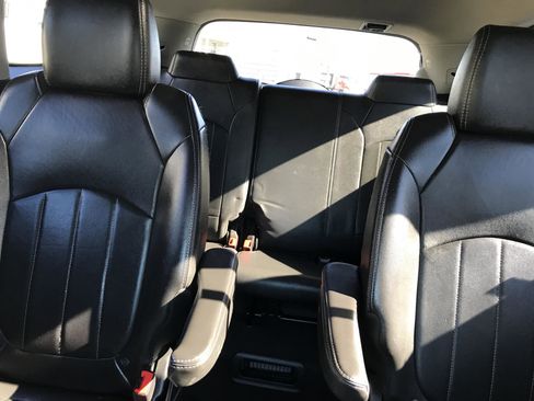 Used 2017 Buick Enclave Leather image 20