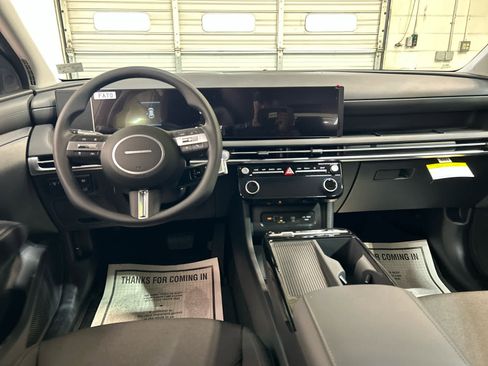 New 2026 Hyundai Tucson Blue SE AWD/4WD image 4