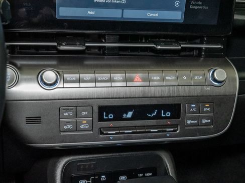 Used 2025 Hyundai Kona SEL FWD image 19