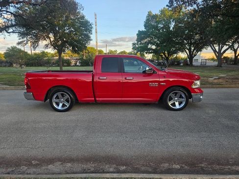 Used 2018 RAM 1500 Big Horn image 3