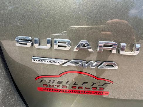 Used 2016 Subaru Outback 2.5i Limited AWD/4WD image 9