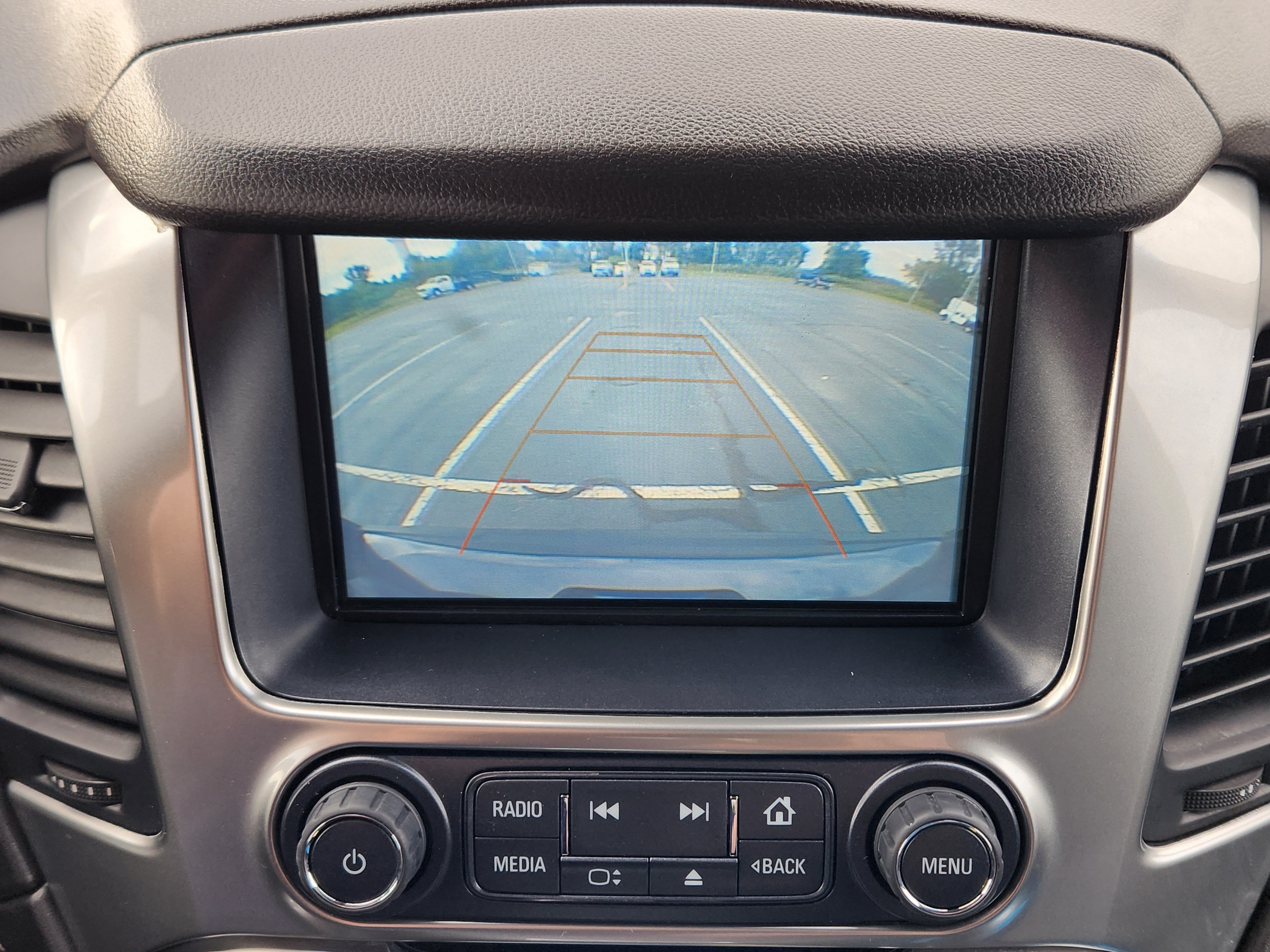 Used 2019 Chevrolet Tahoe LT w/ Luxury Package AWD/4WD image 20