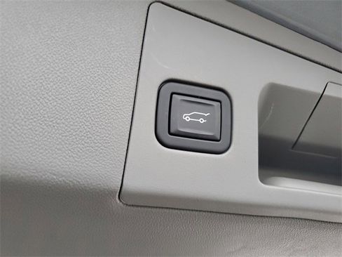 New 2025 Cadillac XT5 Premium Luxury w/ LPO, Floor Liner Package image 31