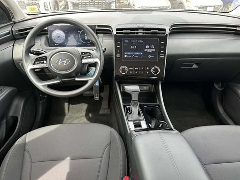Used 2024 Hyundai Tucson SE AWD/4WD image 11