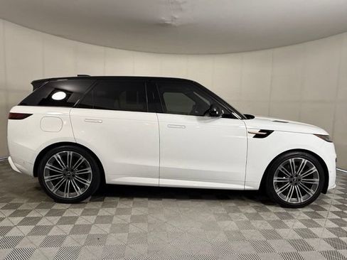 Used 2024 Land Rover Range Rover Sport Dynamic SE AWD/4WD image 11