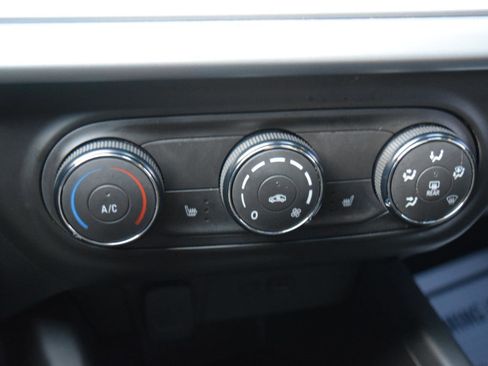 Used 2024 Chevrolet Trax RS w/ Driver Confidence Package image 27