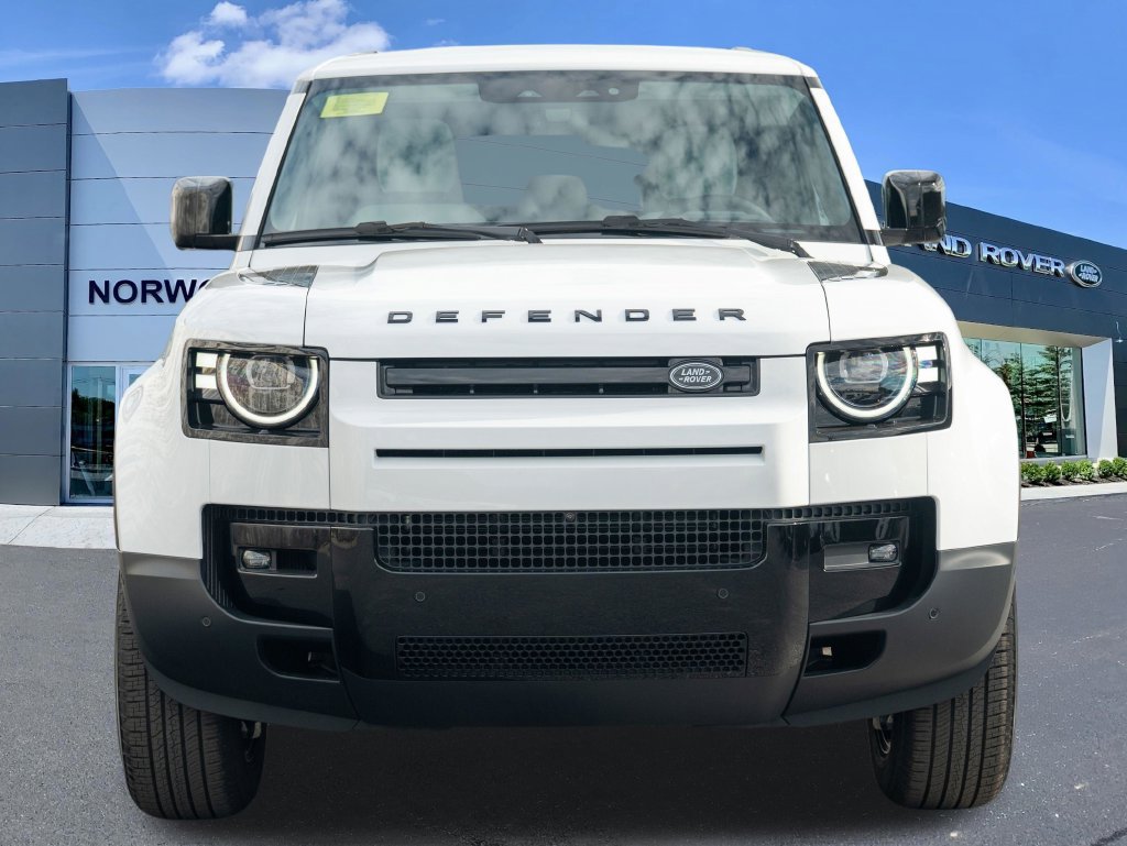 New 2026 Land Rover Defender 110 S AWD/4WD image 2