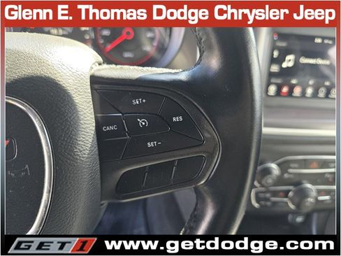 Used 2020 Dodge Charger SXT w/ Blacktop Package image 18