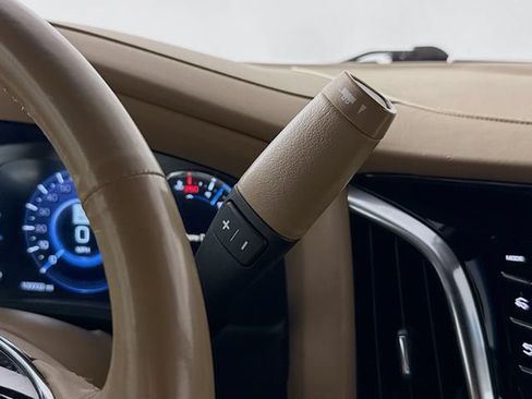 Used 2019 Cadillac Escalade ESV Platinum AWD/4WD image 17