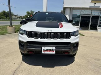 Used 2025 Jeep Compass Trailhawk AWD/4WD video 2