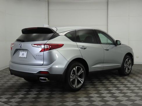 Used 2025 Acura RDX w/ Technology Package image 6