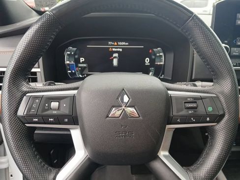 Used 2022 Mitsubishi Outlander SEL AWD/4WD image 34