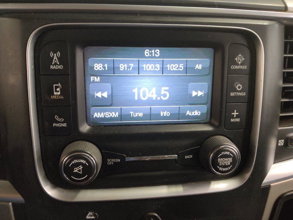 Used 2019 RAM 1500 Classic SLT AWD/4WD image 25