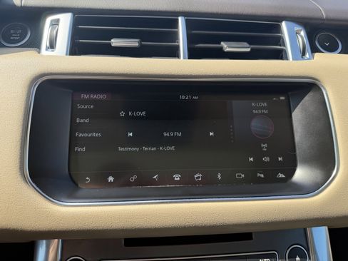 Used 2017 Land Rover Range Rover Sport SE AWD/4WD image 30