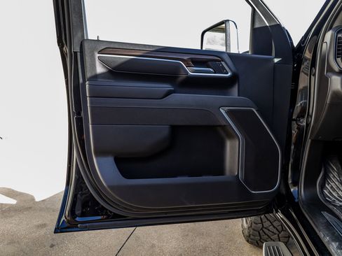 Used 2025 Chevrolet Silverado 2500 LT w/ Trail Boss Package image 35