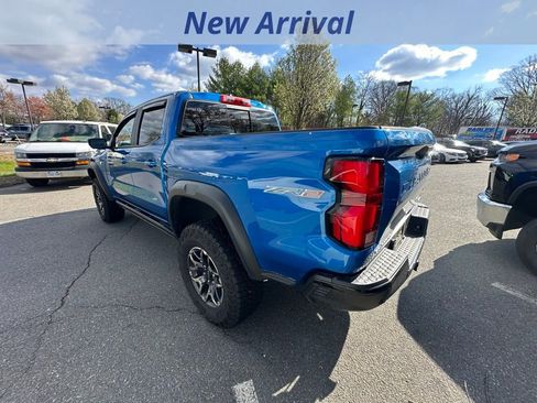 Used 2024 Chevrolet Colorado ZR2 w/ ZR2 Convenience Package III image 10