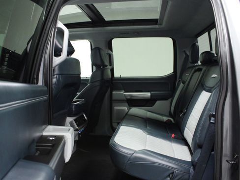 Used 2021 Ford F150 Limited image 13