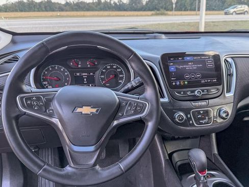 Used 2024 Chevrolet Malibu RS image 14