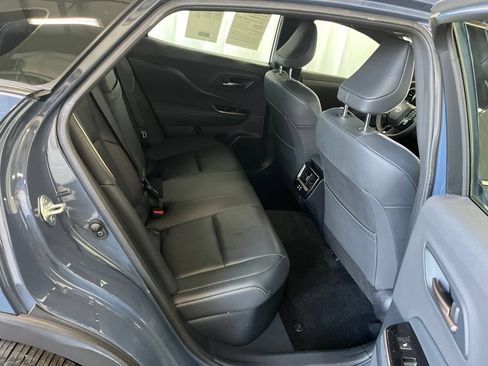 Used 2025 Toyota Crown AWD/4WD image 22