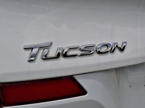 Used 2021 Hyundai Tucson Limited AWD/4WD image 31