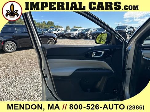 New 2026 Jeep Compass Limited w/ Sun, Sound & Navigation Group AWD/4WD image 22