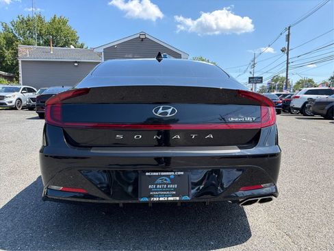 Used 2021 Hyundai Sonata Limited FWD image 16