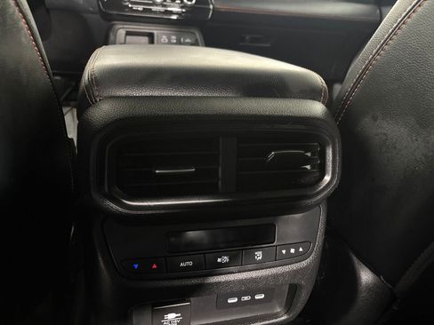 Used 2024 Honda Pilot TrailSport image 21
