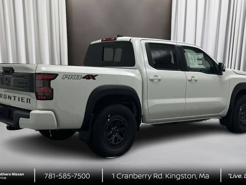 New 2026 Nissan Frontier PRO-4X w/ Pro Premium Package AWD/4WD image 5